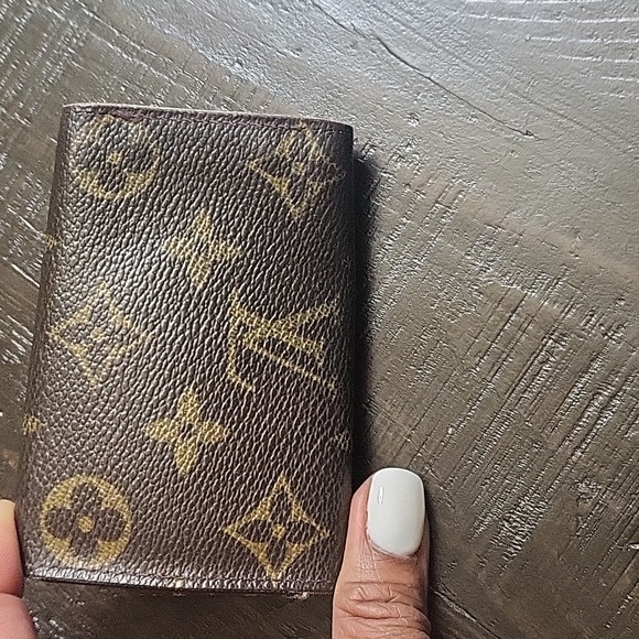 Louis vuitton 6-key holder - Picture 2 of 15